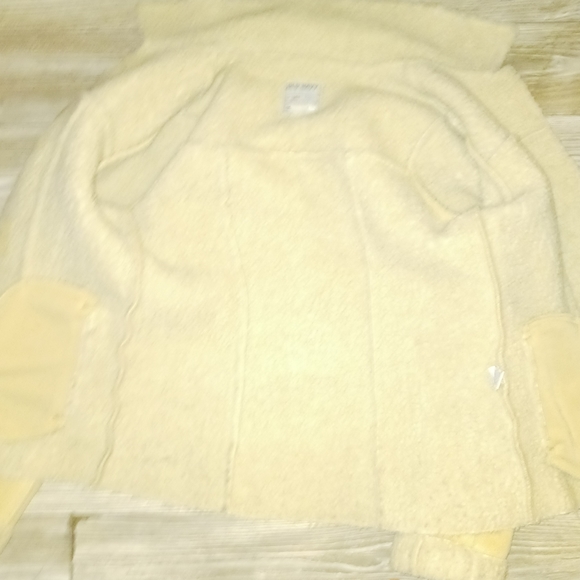 Small Old Navy Sherpa Jacket - Picture 4 of 4